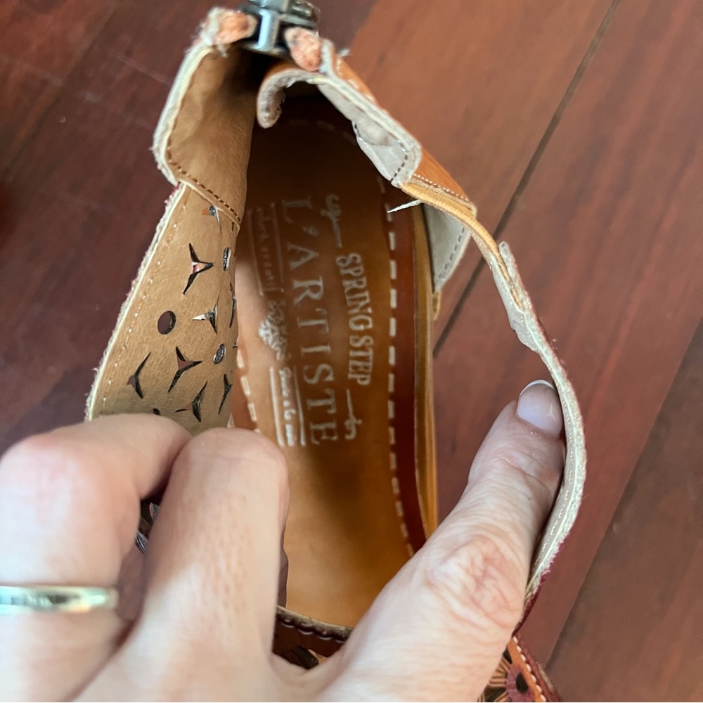 L’artiste by Spring Step Hibiskus Heeled Sandal EU 41 US 9.5 Tan Floral Leather - Picture 12 of 14